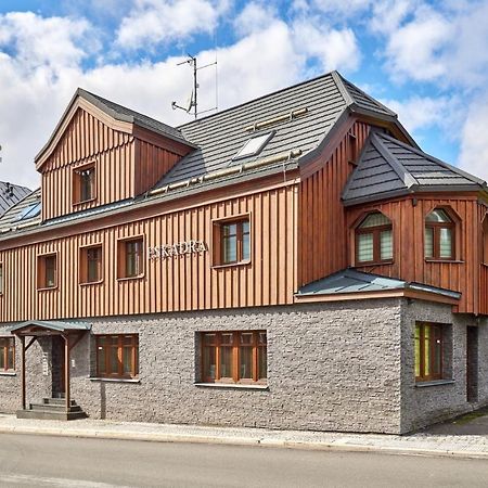 Apartment Eskadra Горні-Мала-Упа Екстер'єр фото